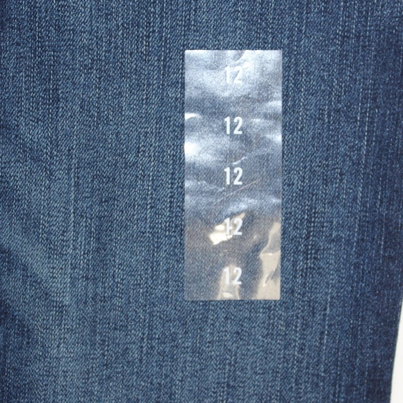 NWT Abercrombie Kids Dark Wash Skinny Jeans - Picture 6 of 8